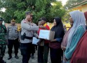 Polres Flores Timur salurkan 200 paket sembako untuk korban gempa 