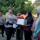 Polres Flores Timur salurkan 200 paket sembako untuk korban gempa 