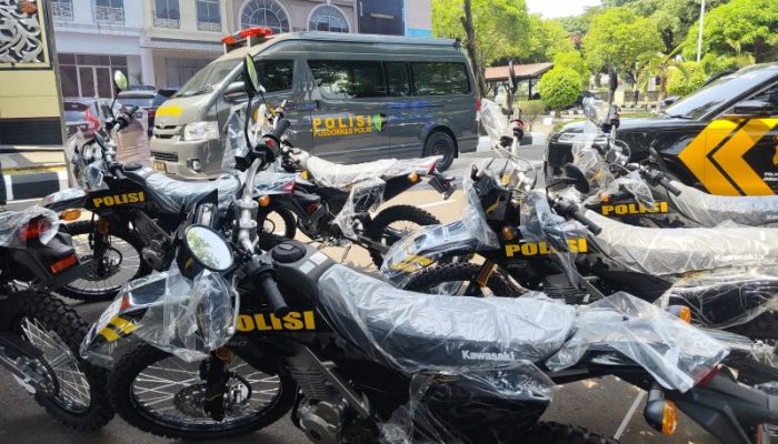Kapolri perkuat peralatan personel Polri untuk  pengamanan masyarakat