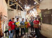 AWPR Salurkan Bantuan Sembako untuk Warga Jorongan yang Hampir Ambruk Rumah nya.