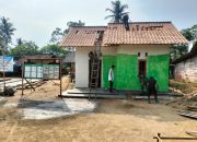 Harapan Baru di Desa Pematang Sukatani, Sentuhan Cat Menghidupkan Asa Rumah Bapak Joni