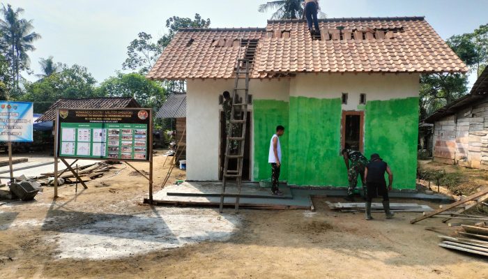 Harapan Baru di Desa Pematang Sukatani, Sentuhan Cat Menghidupkan Asa Rumah Bapak Joni