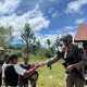 Jalin Keakraban dengan Warga, Satgas Ops Damai Cartenz Gelar Patroli Dialogis di Serambakon