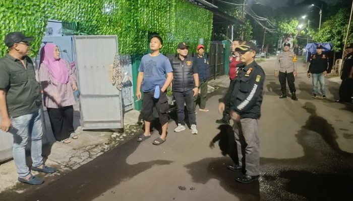 Polsek Ciputat Timur Cek Aduan Keributan Warga Somalia dengan Tetangga di Cirendeu