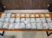 POLDA METRO JAYA MENGGAGALKAN PEREDARAN 32 KG SABU ASAL MALAYSIA
