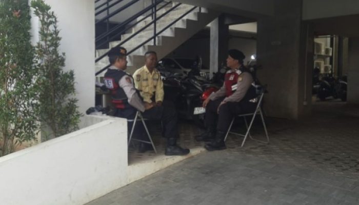 Patroli Siang Hari, Polsek Cempaka Putih Perketat Pengawasan Titik Rawan 