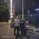 Bhabinkamtibmas dan Awak Satkamling Bersinergi Jaga Keamanan Warga di Jalan Surabaya Ujung Menteng