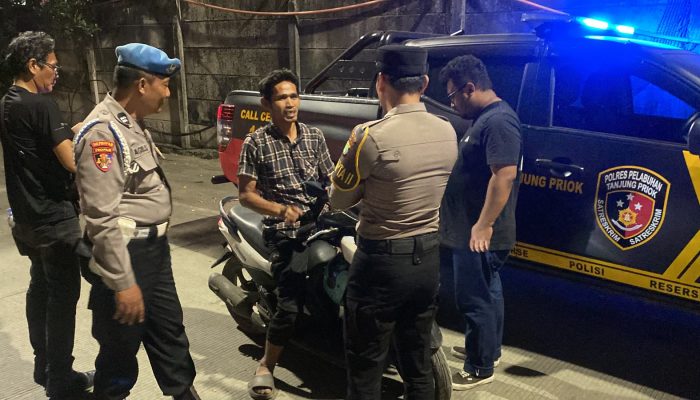 Patroli Malam Stasioner Cipta Kondisi Polres Pelabuhan Tanjung Priok Amankan Pengendara Mencurigakan