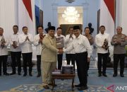 Presiden terima laporan akhir dan rekomendasi Komisi Reformasi Polri