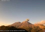 Tiga gunung api di Maluku Utara dan NTT meletus pagi ini
