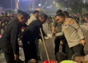 Usai Kawal Aksi Penyampaian Pendapat, Wakapolda Metro Jaya Pimpin Personel Bersihkan Kawasan Thamrin