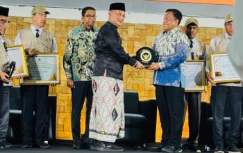 Dukung Sukses Penyelenggaraan Haji 2026, Polri Terima Penghargaan dari Kementerian Haji dan Umrah RI