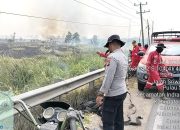 Polres Ogan Ilir Polsek Indralaya Bersama Tim Gabungan Berhasil Padamkan Karhutla di Desa Pulau Semambu