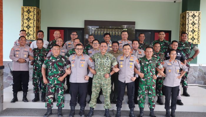 Dandim 0418/Plg Menerima Kunjungan Kapolrestabes Palembang