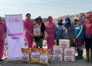 Bhayangkari Singkawang bagikan bansos bagi pemulung