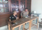 Sambang Warga RW 05, Bhabinkamtibmas Kebon Kacang Ajak Masyarakat Jaga Keamanan Lingkungan