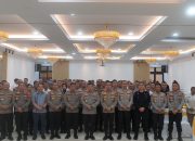 Perkuat Soliditas dan Profesionalisme, Kapolda Kalbar Tatap Muka Bersama Personel Polres Ketapang Saat Kunjungan Kerja