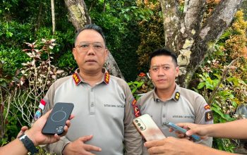 RESPONS CEPAT SATGAS KEPOLISIAN OPERASI DAMAI CARTENZ-2026 EVAKUASI KORBAN PENEMBAKAN PEKERJA JALAN DI TOLIKARA, PENYELIDIKAN INTENSIF DILAKUKAN