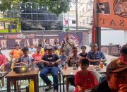 Polisi Monitoring Nobar Persija vs Persib Bersama Jakmania Kramat di Senen