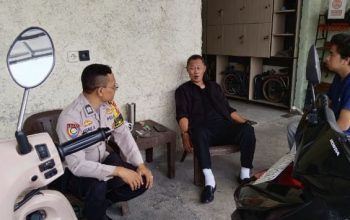 Sambang Dialogis Polsek Cempaka Putih Perkuat Kemitraan dengan Warga, Antisipasi Curanmor dan Gangguan Kamtibmas