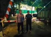 Jaga Keamanan Lingkungan, Bhabinkamtibmas Bendungan Hilir Laksanakan Siskamling Bersama Warga