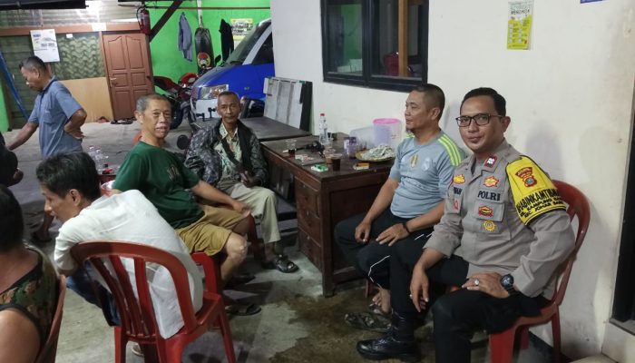 Polisi Sambangi RW 02 Kampung Rawa, Warga Diajak Perkuat Kewaspadaan Cegah Curanmor