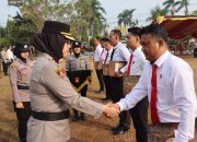 Kapolres Ogan Ilir Berikan Penghargaan kepada Personel Berprestasi, Apresiasi Dedikasi dan Kinerja Anggota