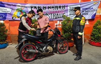 Tak Beri Celah Pelaku Kejahatan, Patroli Cipta Kondisi Polsek Johar Baru Bergerak Dini Hari
