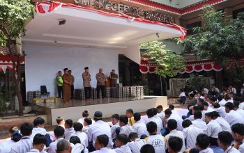 JJOS Police Goes To School, Kapolres Priok Ajak Pelajar SMPN 261 Muara Angke Jauhi Tawuran dan Narkoba