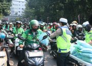 Jumat Peduli, Polda Metro Jaya Pererat Silaturahmi dengan Pengemudi Ojol