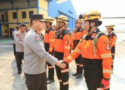Polri Kembali Kirim Tim SAR dan Bantuan Logistik untuk Percepat Penanganan Gempa NTT