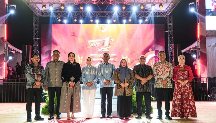 Pesta Rakyat HUT Ke-1 Kodam XXIII/Palaka Wira, Dihadiri Ribuan Masyarakat, semakin memantapkan Komitmen “Bersama Membangun Negeri”