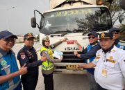 Induk Tol PJR BSD Korlantas Polri Bersinergi dengan Stake Holder Penertiban Kendaraan yang Over Load dan Over Dimensi serta Kendaraan yang Parkir di Bahu Jalan KM 31 Tol Cinere-Serpong