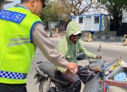 JJOS Jumat Berkah Peduli Polres Pelabuhan Tanjung Priok: Wujud Kepedulian Polri kepada Sopir, Pengemudi Ojol, dan Masyarakat Pelabuhan
