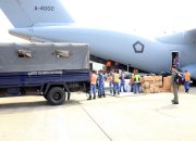 Mendukung Penuh Penanganan Karhutla, TNI AU Terbangkan A-400M Bawa Bantuan Presiden RI Yang Dikirim oleh Kemhan-Kementan