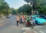 Polisi Pastikan Situasi Pejompongan-Petamburan Terkendali, Warga Tetap Beraktivitas Seperti Biasa
