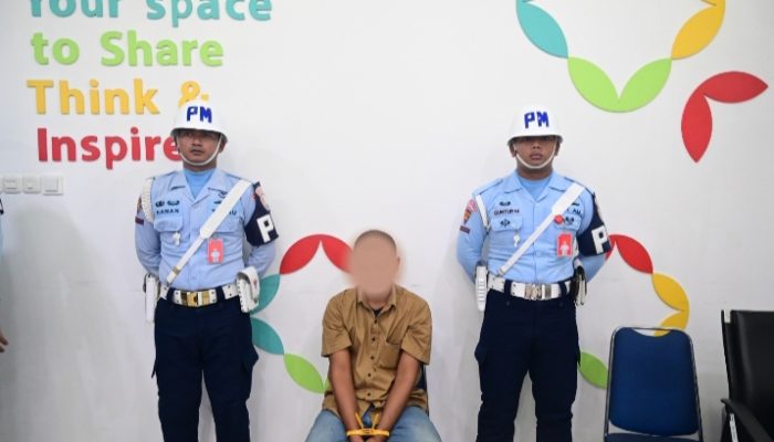 Personel Lanud Rsn Gagalkan Penyelundupan 1 Kilogram Sabu di Bandara SSK II