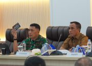 “Rakor Penanganan Karhutla dan Kekeringan, Pangdam XXIII/Palaka Wira Tegaskan Pentingnya Sinergi Lintas Sektor dalam penanganan dan Penyuluhan kepada Masyarakat”