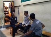 Jaga Lingkungan 24 Jam, Polisi Perkuat Komunikasi dengan Petugas Satkamling