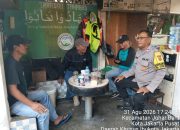Warga Diajak Waspada Kebakaran dan Curanmor, Bhabinkamtibmas Sambangi RW 11 Johar Baru