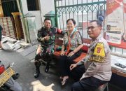 Sinergi Bhabinkamtibmas dan Babinsa, Perkuat Kamtibmas Bersama Ormas di Johar Baru