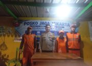 Bhabinkamtibmas Kebon Kacang Sambangi Posko Jaga Jakarta, Ajak PPSU Bersama Jaga Kamtibmas