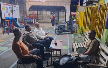 Jaga Kamtibmas, Bhabinkamtibmas Rawasari Dialog dengan Tokoh Masyarakat