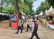 Patroli Jalan Kaki Polsek Sawah Besar Pastikan Pameran Flona Jakarta 2026 Aman dan Kondusif