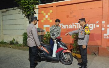 Persempit Ruang Gerak Kejahatan, Polisi Gelar Cipta Kondisi hingga Dini Hari di Johar Baru
