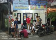 Patroli Malam Sambangi Poskamling, Polisi Perkuat Kewaspadaan Warga Kampung Rawa