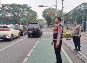Panit Samapta Polsek Sawah Besar Pastikan Misa Minggu di Katedral Aman dan Kondusif