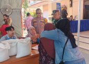 Tiga Pilar Kampung Rawa Kawal Penyaluran Bansos Bulog, 728 Warga Terima Bantuan Beras