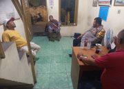 Siskamling Aktif, Warga dan Bhabinkamtibmas Bersama Jaga Keamanan Petamburan