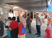 Bantuan Pangan Bulog Disalurkan, Polsek Johar Baru Pastikan Distribusi di Kampung Rawa Berjalan Lancar